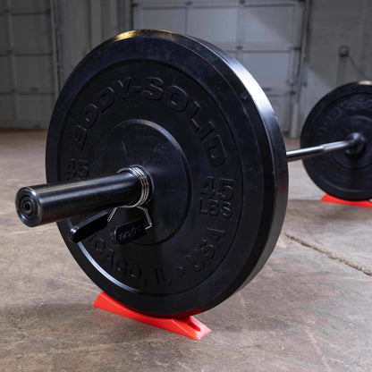Body-Solid Deadlift Wedge, im Einsatz beim Scheibenwechsel