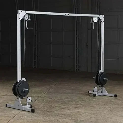 Kraftstation mit Gewichten für Homegym und Studio-Training