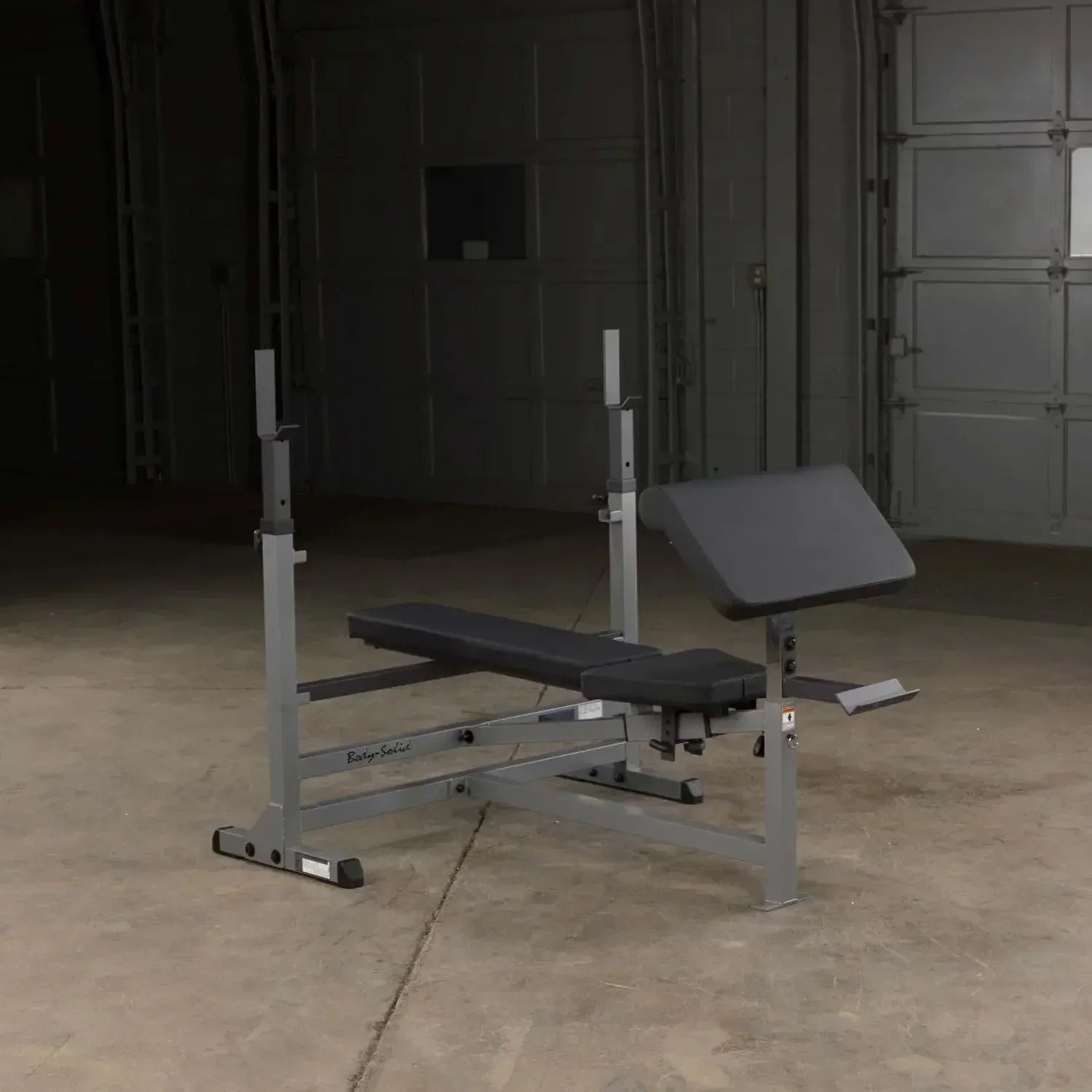 Body-Solid Hantelbank mit Squat-Ständer für Homegym & Studio Training