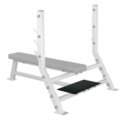 Weißer Krafttrainings-Bank mit Hantelablage und rutschfester Matte für Homegym & Studio