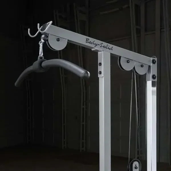 Body-Solid Kraftstation mit Seilzug und Griff für Homegym-Training
