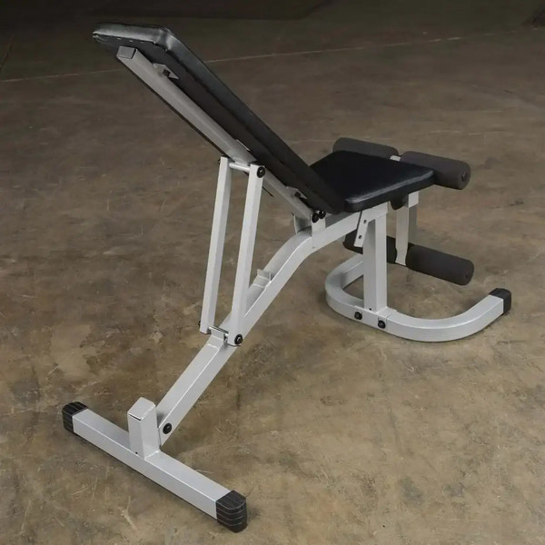 Verstellbare Hantelbank für Homegym & Studio – robustes Fitness-Kraftgerät mit schwarzem Polster