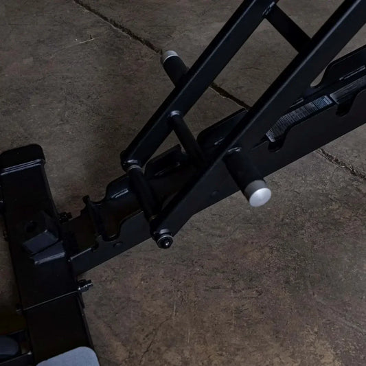 Robuste Kraftstation mit verstellbaren Halterungen für Homegym & Studio-Training